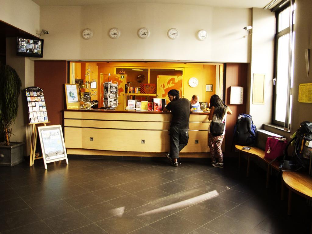 Van Gogh Youth Hostel City Centre Saint-Josse-ten-Noode Стая снимка