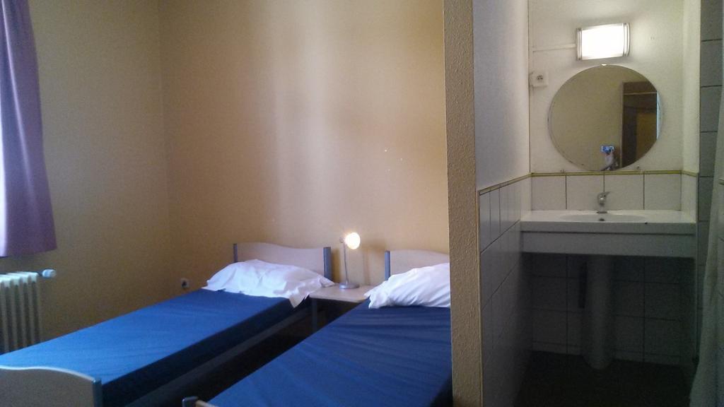 Van Gogh Youth Hostel City Centre Saint-Josse-ten-Noode Екстериор снимка