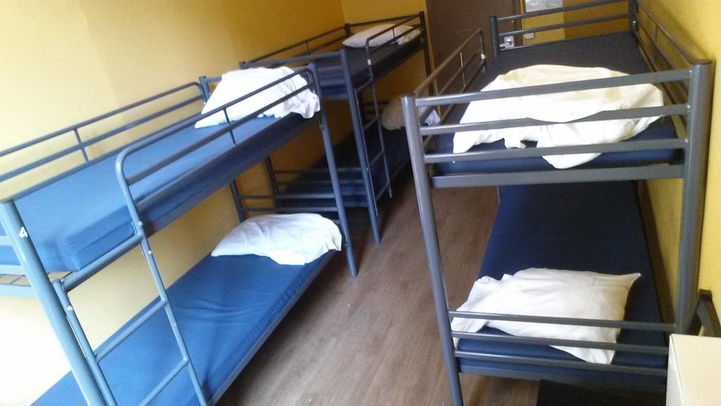 Van Gogh Youth Hostel City Centre Saint-Josse-ten-Noode Екстериор снимка