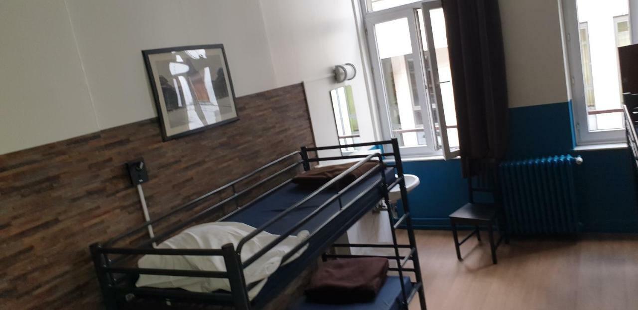 Van Gogh Youth Hostel City Centre Saint-Josse-ten-Noode Екстериор снимка