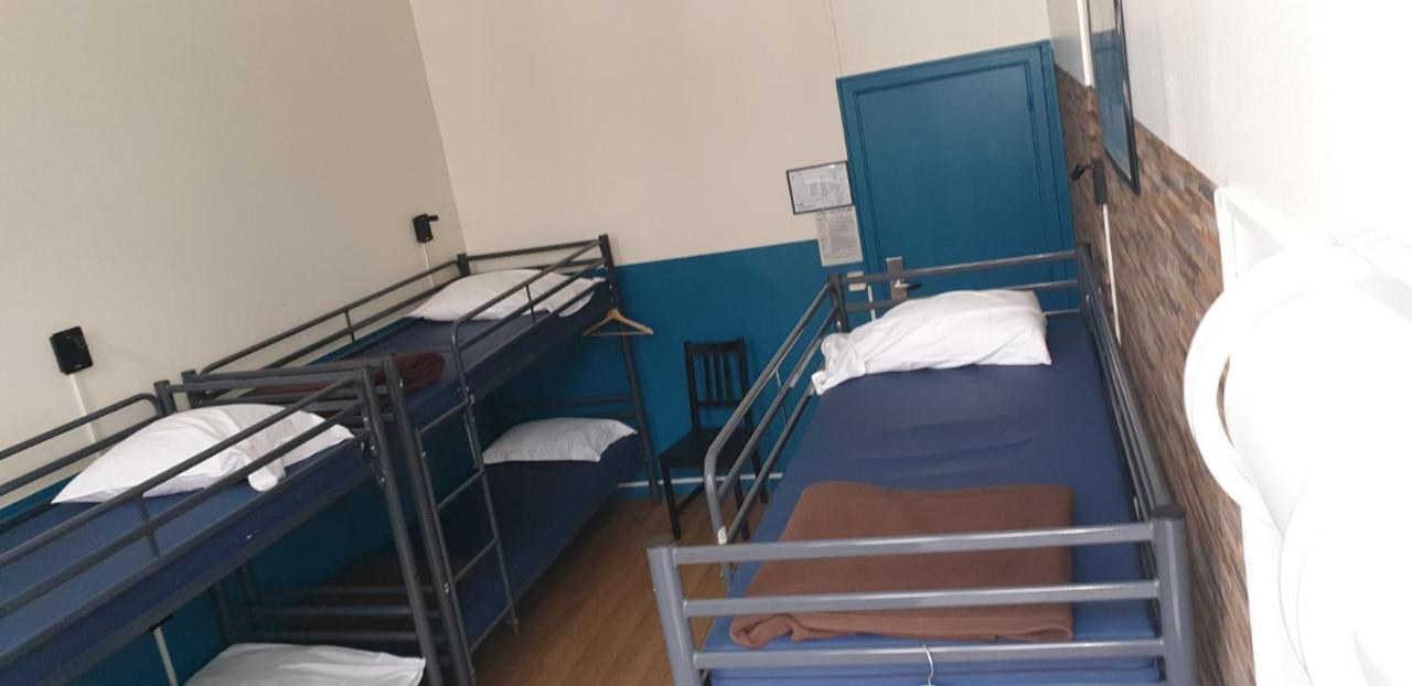 Van Gogh Youth Hostel City Centre Saint-Josse-ten-Noode Екстериор снимка
