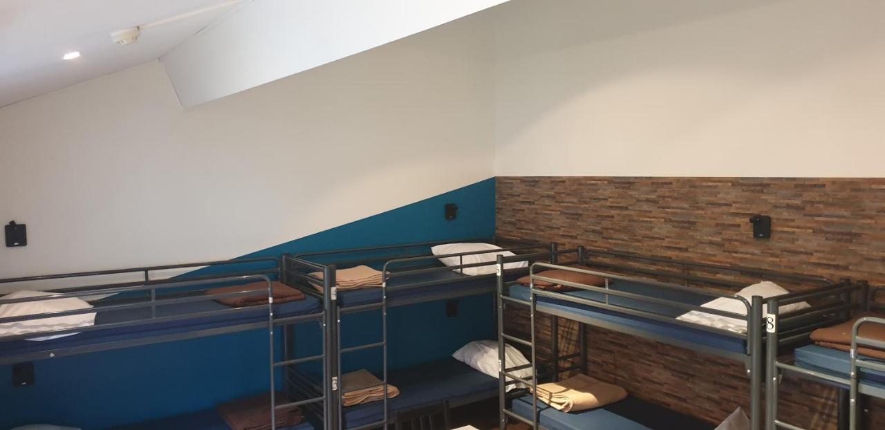 Van Gogh Youth Hostel City Centre Saint-Josse-ten-Noode Екстериор снимка